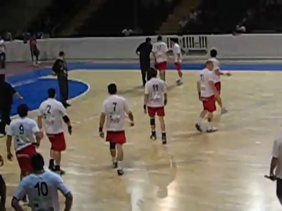 Masters Handball Grenoble : Toulouse - Skopje sale soiree pour les arbitres