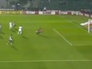 À 39 ans, Rivaldo marque encore