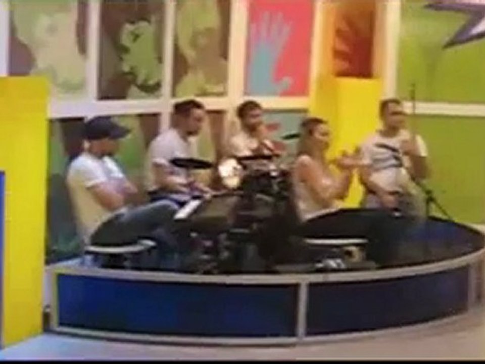 Bursanın gururu yunus emre çelik TNT çocuk klubü programı çekimlerinde.