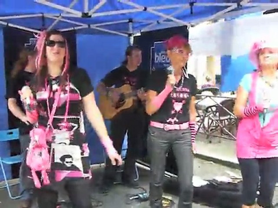 France Bleu Nord reçoit les Nanas Fêlées pour la braderie de Lille (2)