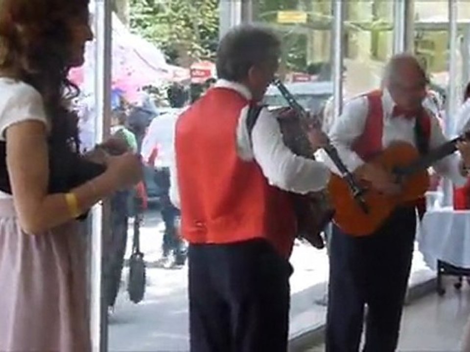 Saem Çigan Orkestrası - Akbank - Taksim Evlendirme Dairesi