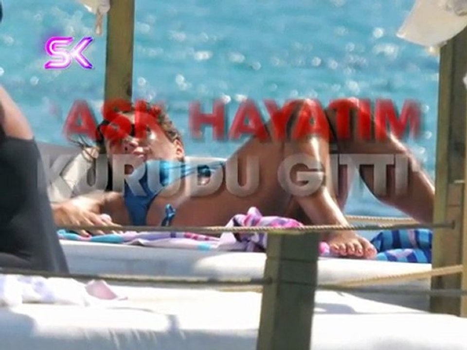 ASENA YENİ SEVGİLİSİYLE FENA YAKALANDI