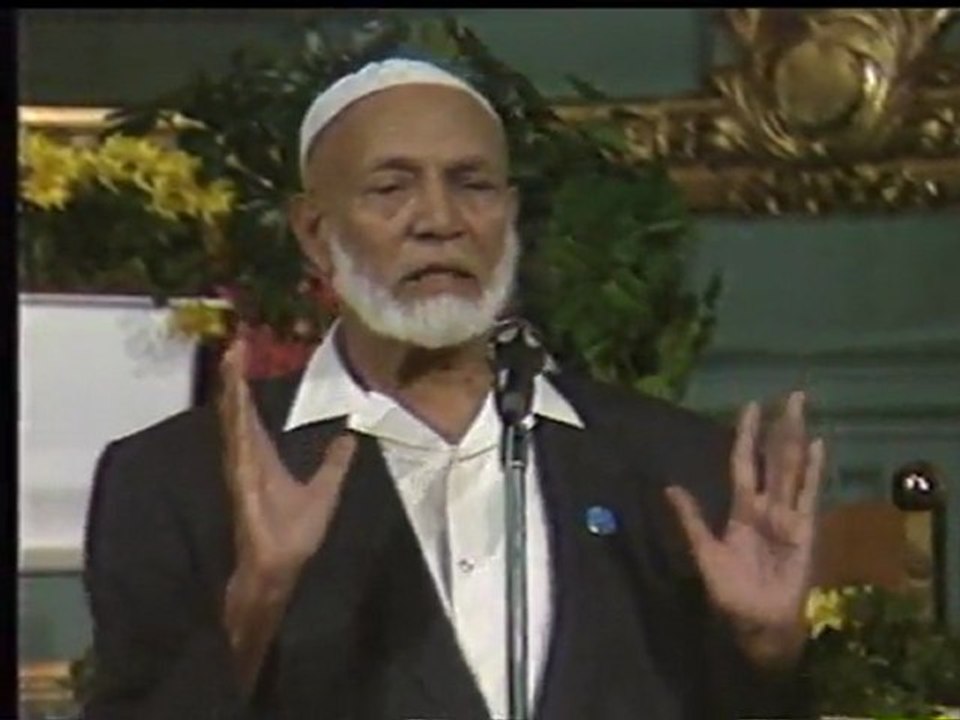 أحمد ديدات هـل عيـســى الـــه ــ الجزء التاسع ــ