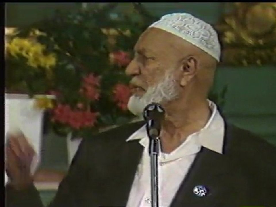 أحمد ديدات هـل عيـســى الـــه ــ الجزء الحادي عشر ــ