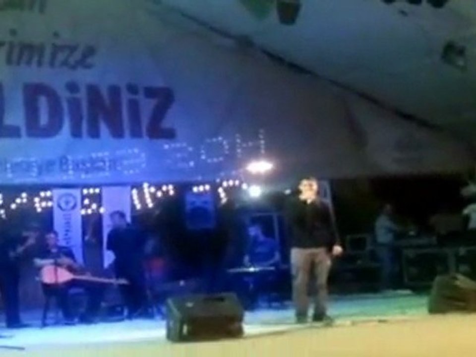 Iftar Programi Sultangazi 2011 - Bir Yildiz kaydi - M. Akif Erdemir