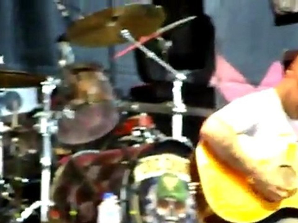 Aaron Lewis-What Hurts The Most