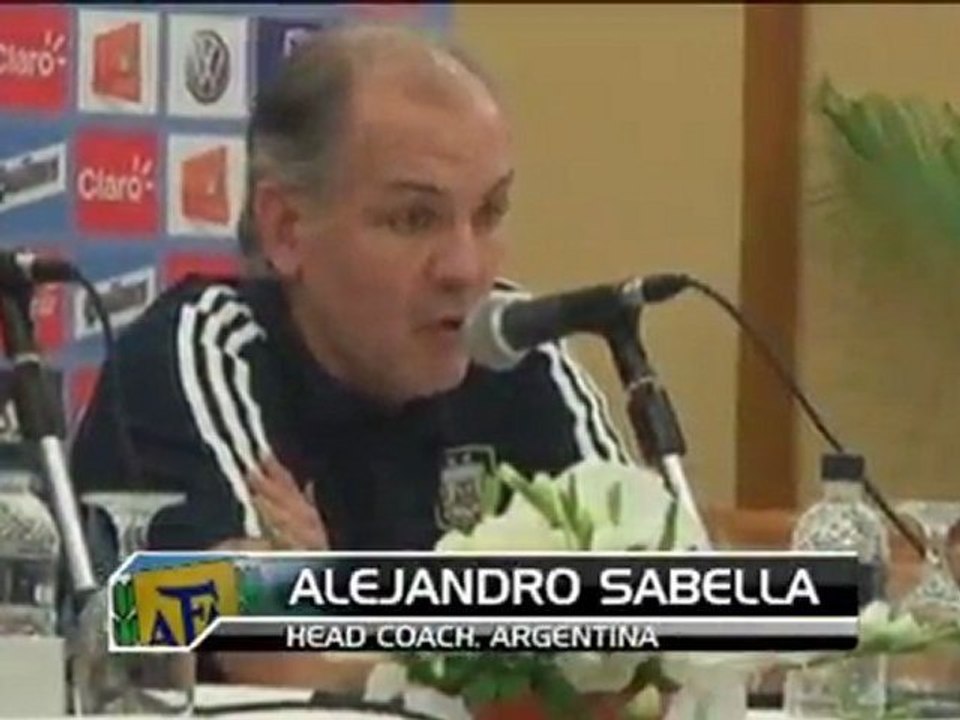 Messi in Dhaka euphorisch empfangen