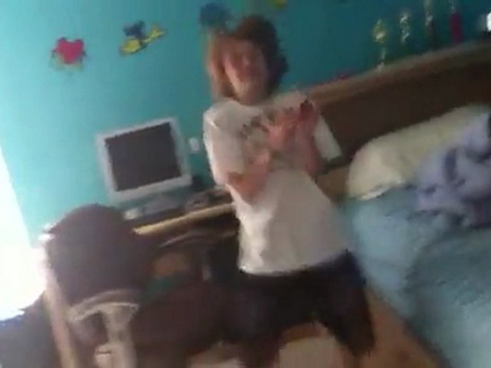 dont mess with computer players they can dance