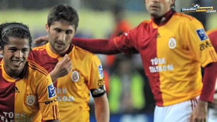 Medio Tiempo - Besiktas, Galatasaray y Fenerbache se sumaron al interes por Giovani Dos Santos