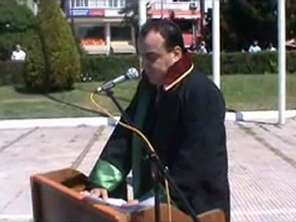 "Bağımsız olmayan yargı siyasileşir"