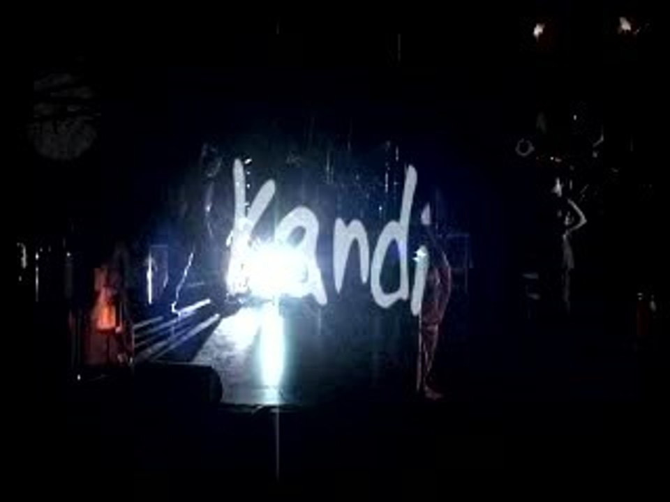spectacle "KANDID"