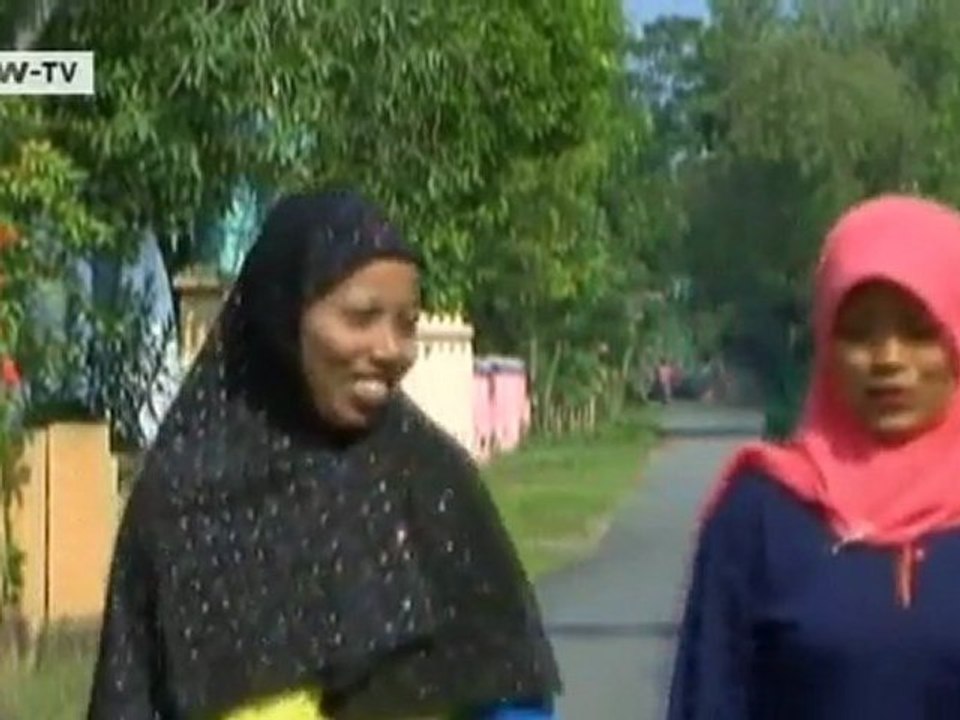 Indonesia: Pumping Oil | Global 3000