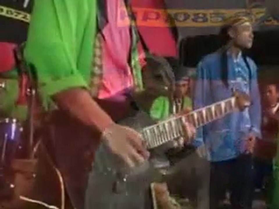 sajadah merah - Hastina -  rebana qosidah sholawat dzikir islam by adi24islam