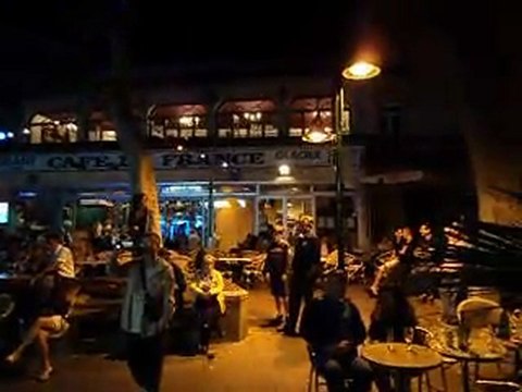 Les GRACELANDERS THE WANDERER (extrait) CONCERT du Ven. 26 Aout 2011!!! PLACE DU FRANCE, CERET P.O.