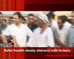 Rahul Gandhi closely interacts with farmers