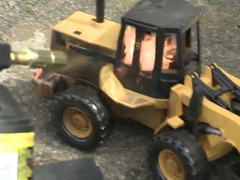 Chap 6 - Je suis Pierrick Sorin, je suis un artiste, et je colle des feuilles