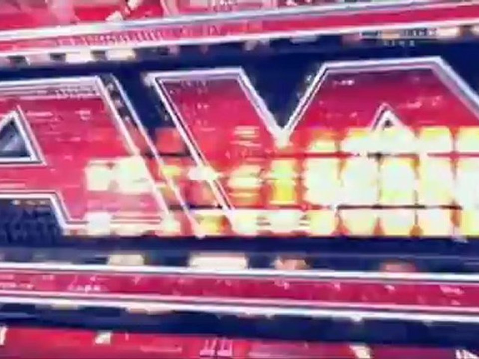 Wrestling Football : RAW Super Show 5/09/2011 : Eve Torres vs. Beth Phoenix