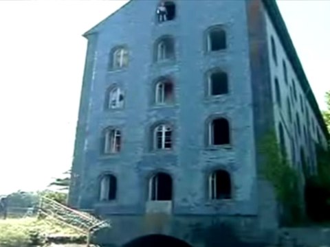 Xtreme BZH : Saut de falaise - Bretons Superstar