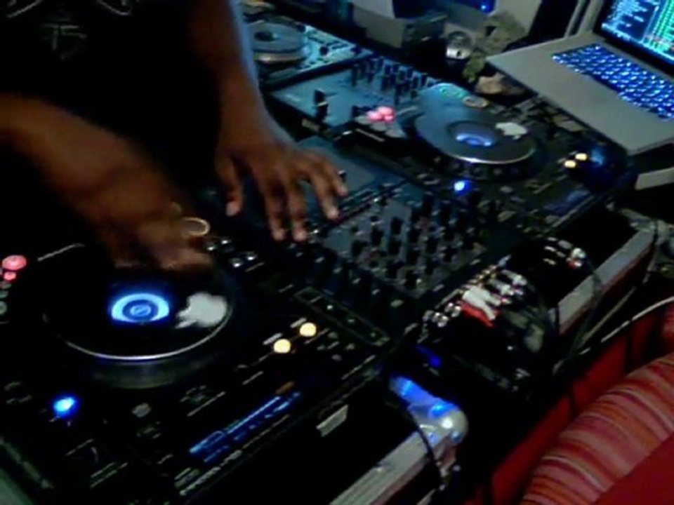 DJ SPICKY_[MIX NIGHT LIVE II] 2011