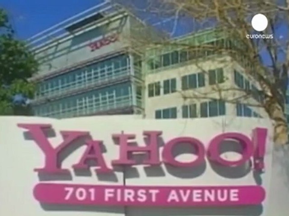 Yahoo boss Bartz fired with a phone call