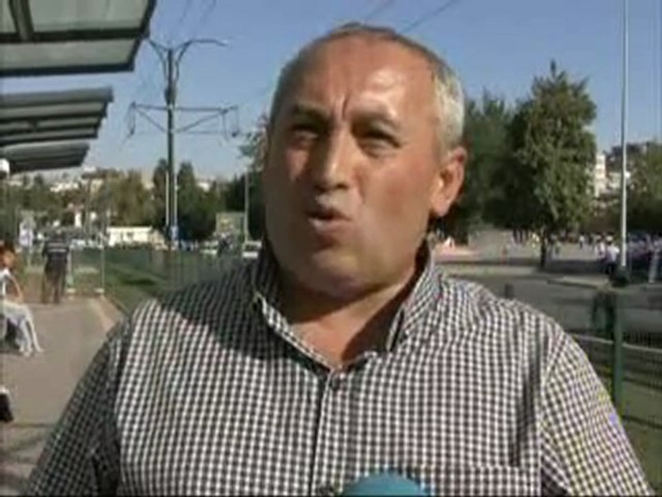 070911_GAZIANTEP_VATANDAS_HALK_OTOBUSLERINDEN_SIKAYETCI_UA