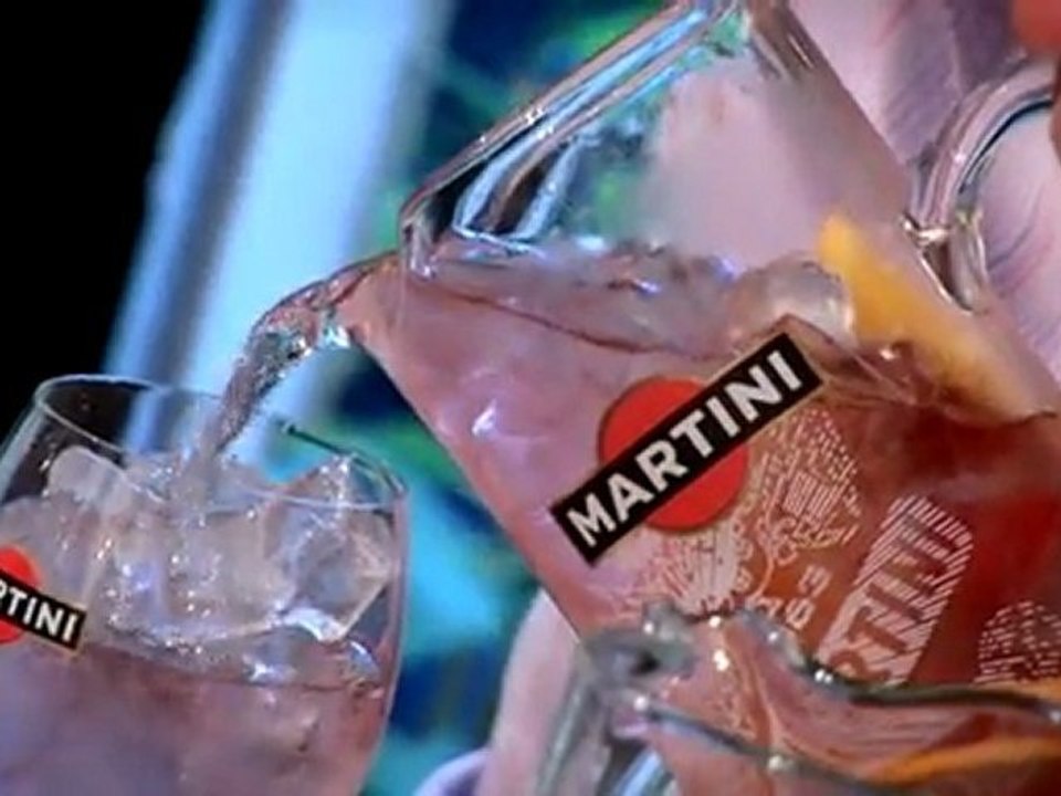 How to make the perfect MARTINI Spritz