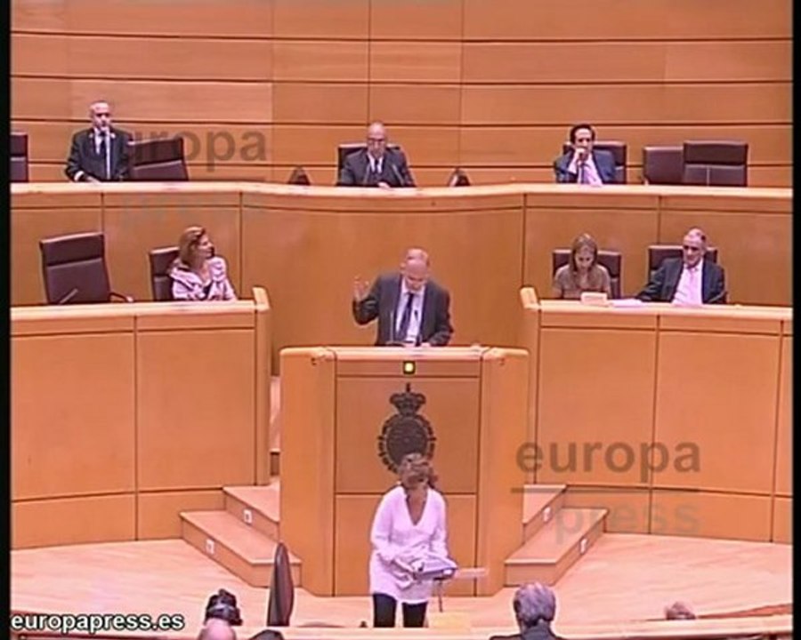 Rojo interrumpe la intervención de ERC en catalán