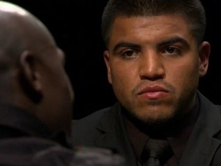 Face Off: Floyd Mayweather vs Victor Ortiz