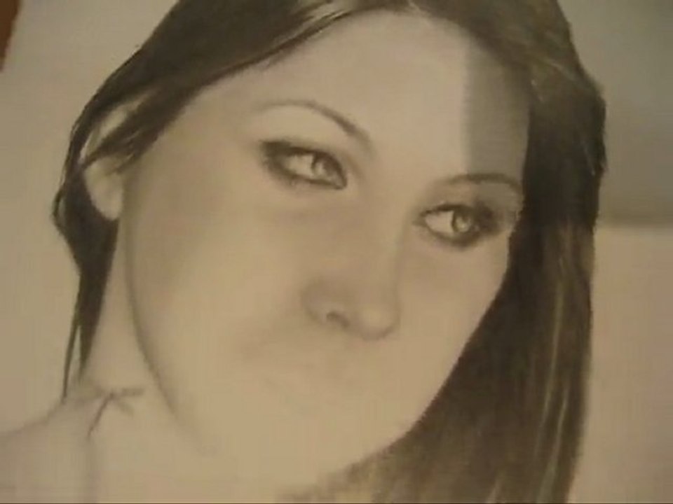 Dövme Salonu istanbul Dövmeci ay yıldız dövme modeli