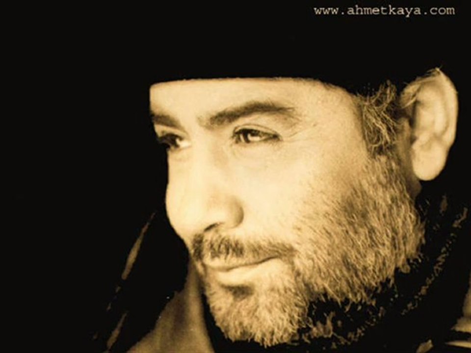 ahmet kayamız agladıkça