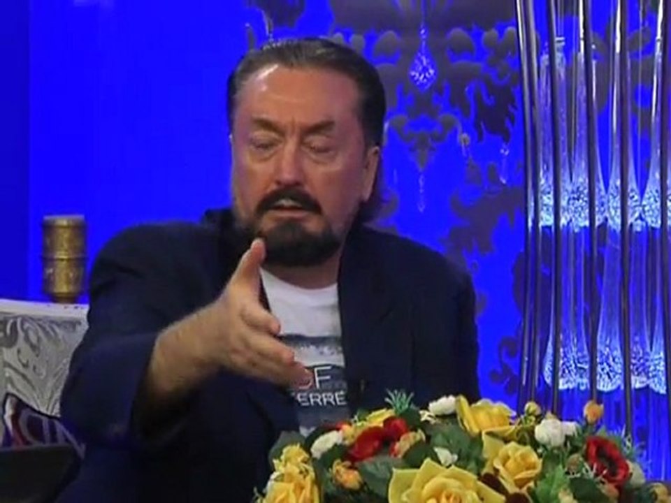 Allah korkusu ve Allah sevgisi olmadığı için insanlar, dünyanın hiçbir yerinde güven içinde gezemiyorlar.