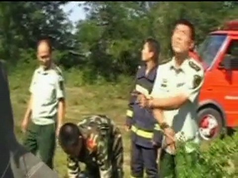 Paralysed man rescued from wind turbine in China