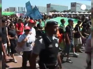 Festa per l'indipendenza e proteste anti-corruzione