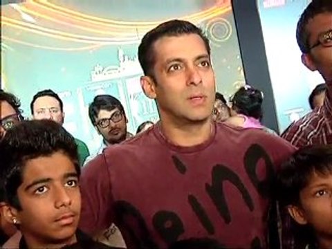 Karan Johar Won’t Leave Salman Khan For Shahrukh Khan - Latest Bollywood News