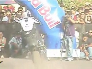 Watch Amazing Bike Stunts