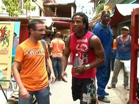Yotuel Romero (Orishas) - Reportaje de Salvados en La Habana (Cosita Buena 2009)