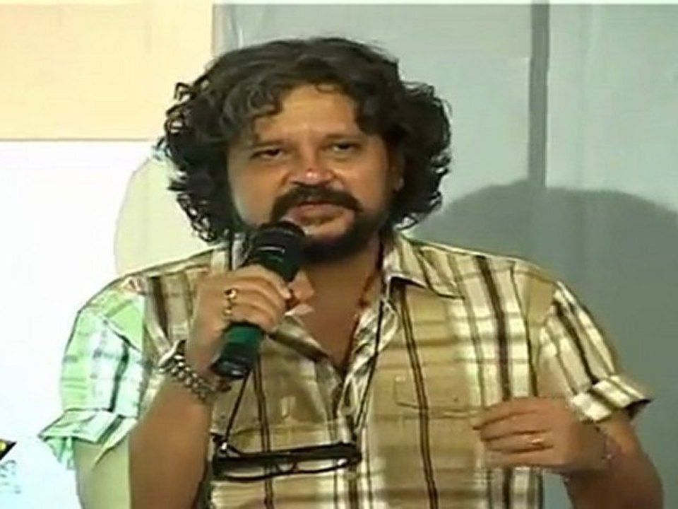 Amole Gupte  Praises Divya Dutta At 'Stanley Ka Dabba' First Look Launch