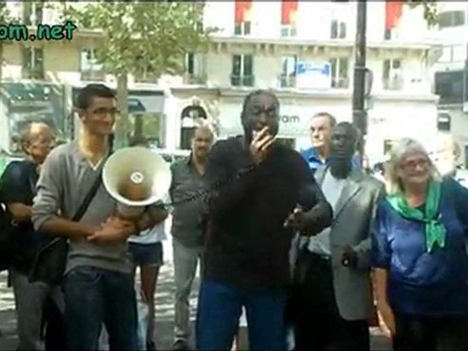 Dr. Oumar Mariko au rassemblement en soutien au peuple libyen, à Paris le 3 Septembre 2011