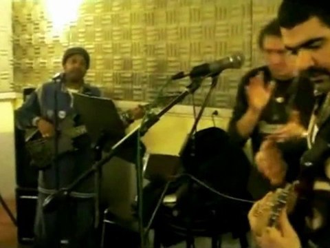 Roldán González (Orishas) - Chan Chan con el grupo Tentación en Samedis Salsa Latinisima (Paris 2009)