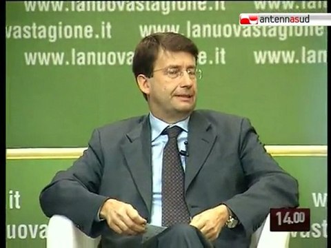 TG 25.08.10 Vendola su Repubblica: Organizziamo subito le Primarie