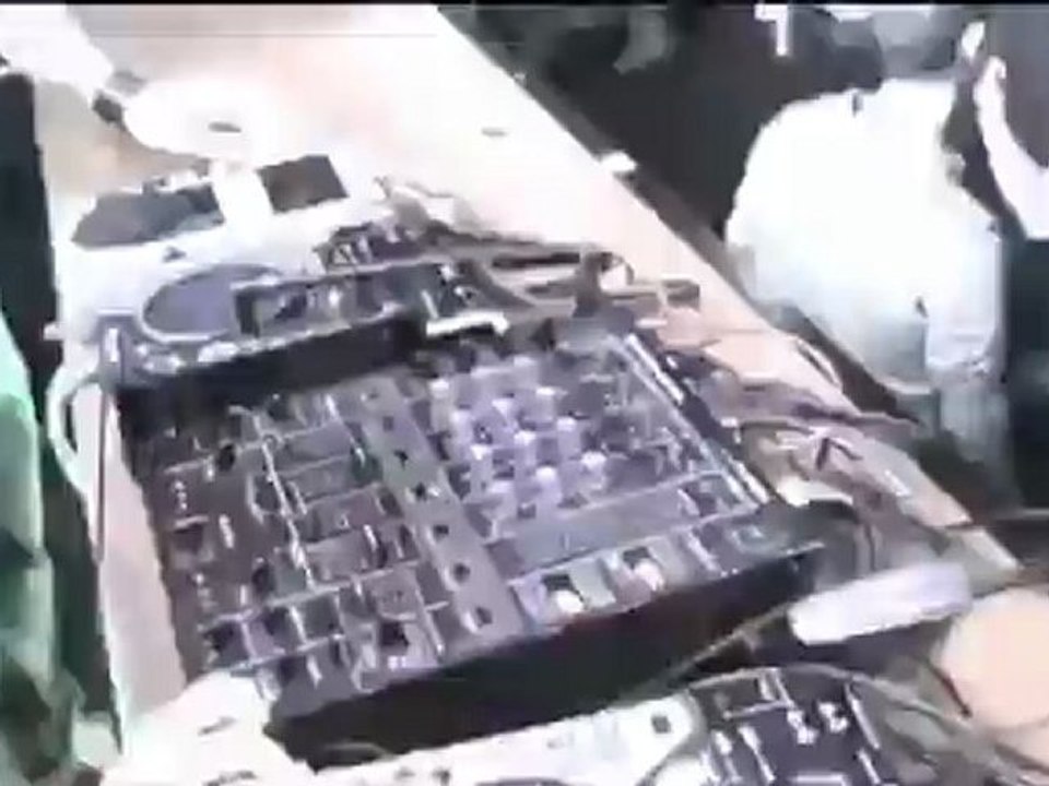 Cabox Live @ YouDrink_ 11-12-2010 2/2 (Gold Roger vocalist)