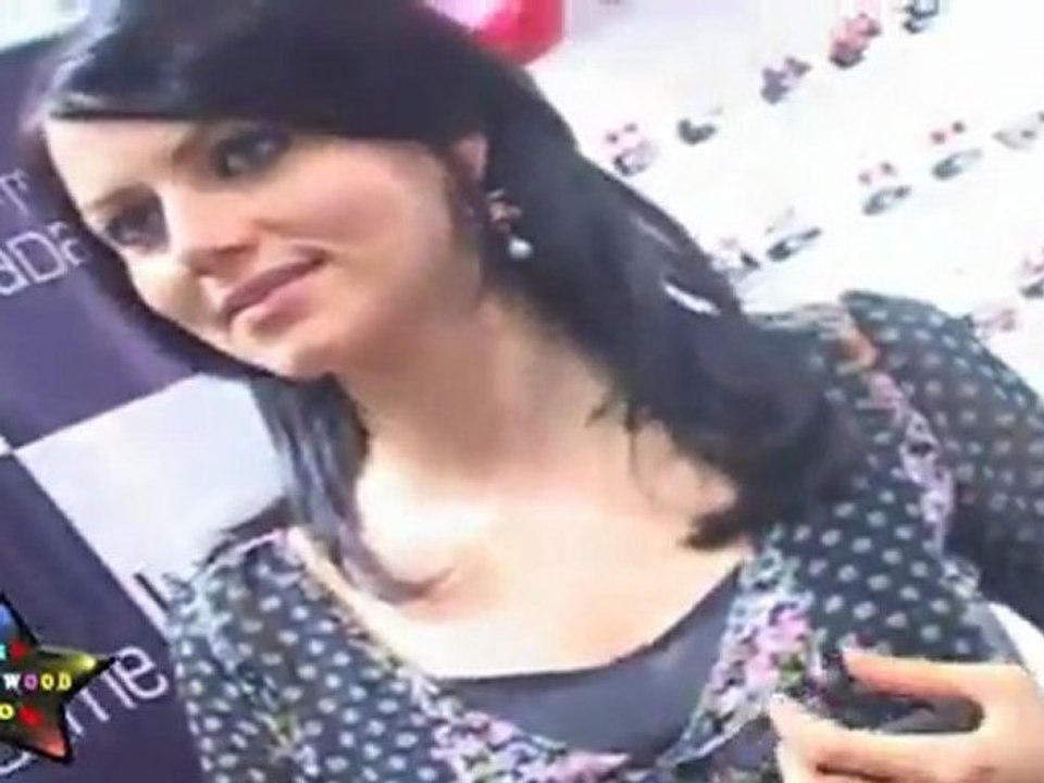 Panty Less Fame Yana Gupta Posing For Camera At NY City Store