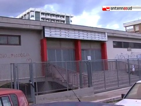 TG 17.11.10 Ex mercato occupato, a Bari sale la tensione