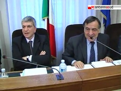 TG 24.11.10 Commissione sanità, Vendola: Senza piano di rientro sanitario siamo alla deriva