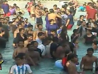 People At Water Kindom Enjoying Claudia's Performance, She SetsThe Stage Ablaze