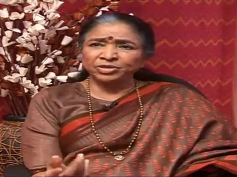 Asha Bhosle Ji Say That Her Camera Fear Has Gone,Is Very Confident Now