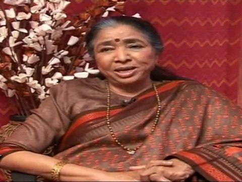 Asha Bhosle Tried Acting Like Her Mother In Movie Maaee