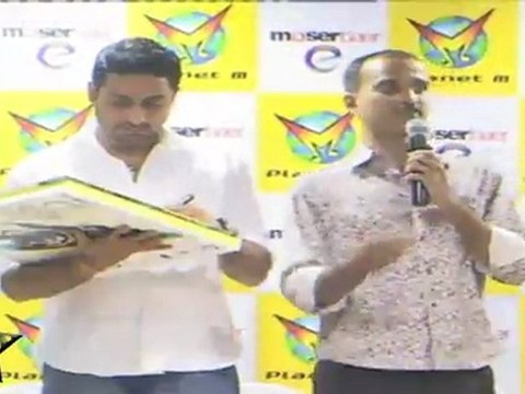 DVD Launch Dum Maaro Dum Rohan Sippy & Abhishek Bachchan 05