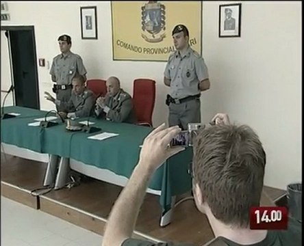 TG 30.06.09 USURA E RICICLAGGIO 5 ARRESTI A TRANI