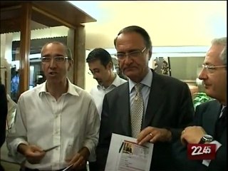 TG 15-06-09: EMILIANO "FITTO, A CACCIA DI VOTI, E' ANDATO A CASA DI DIVELLA!"